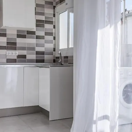 Placid Puerto Apartment *